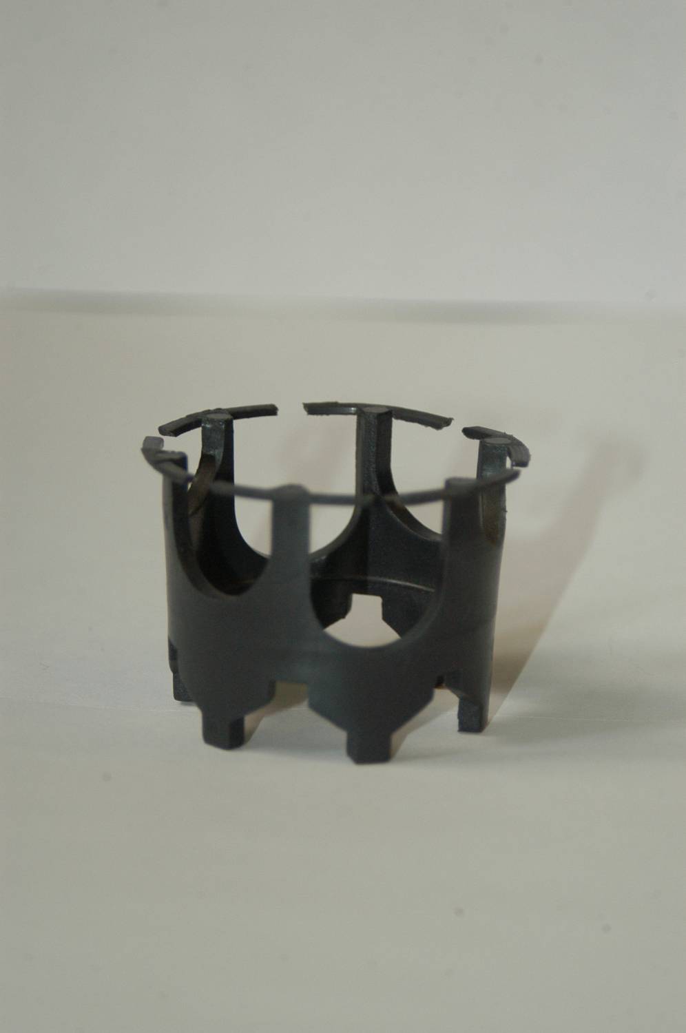 Нужны фиксаторы? Комплектующие к каркасно-монолитному строительству