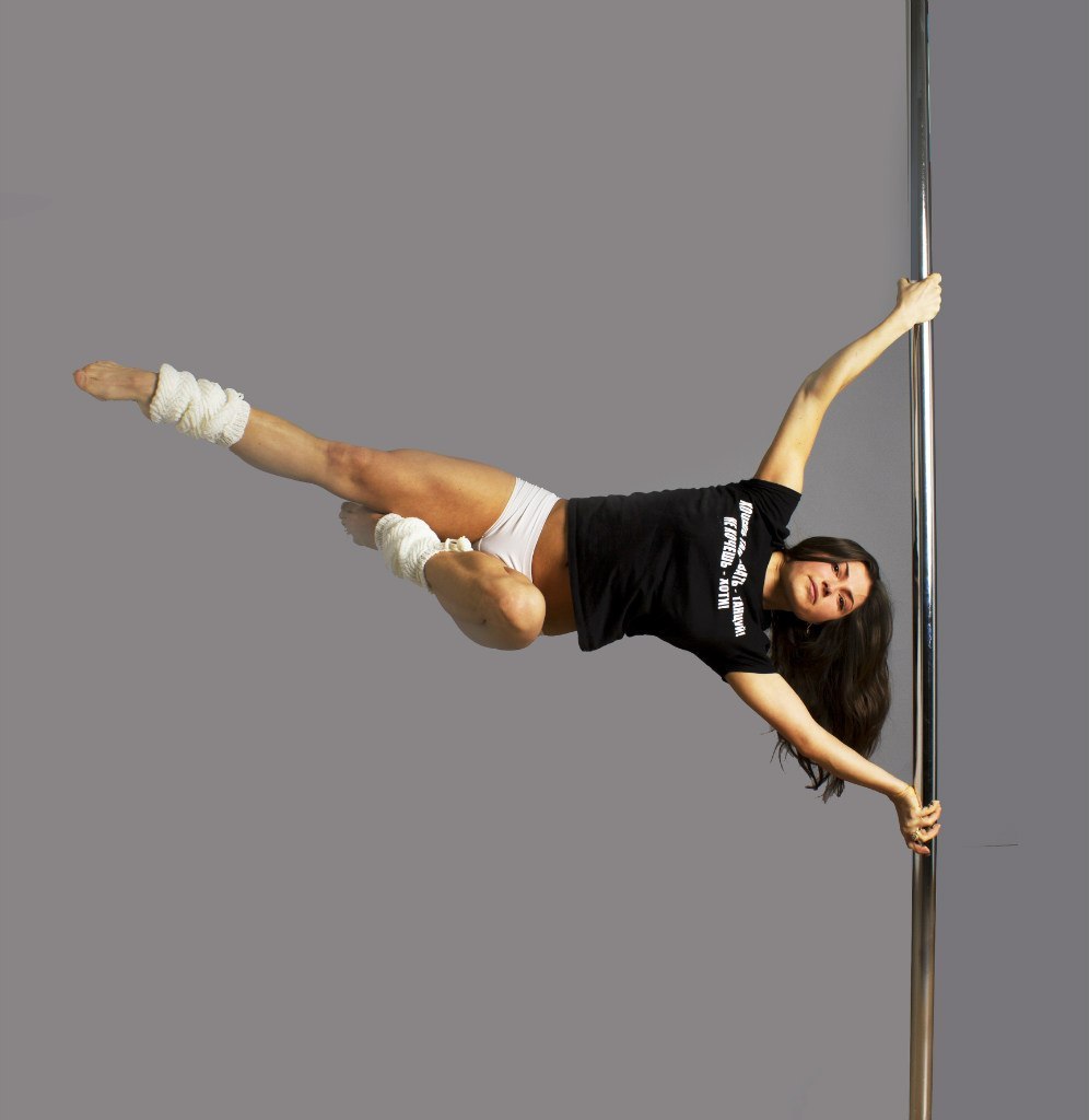 Продажа, изготовление пилонов, шестов. Доставка