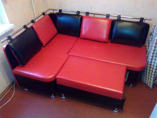 Кухонный раскладной уголок со спальным местом "Визит"