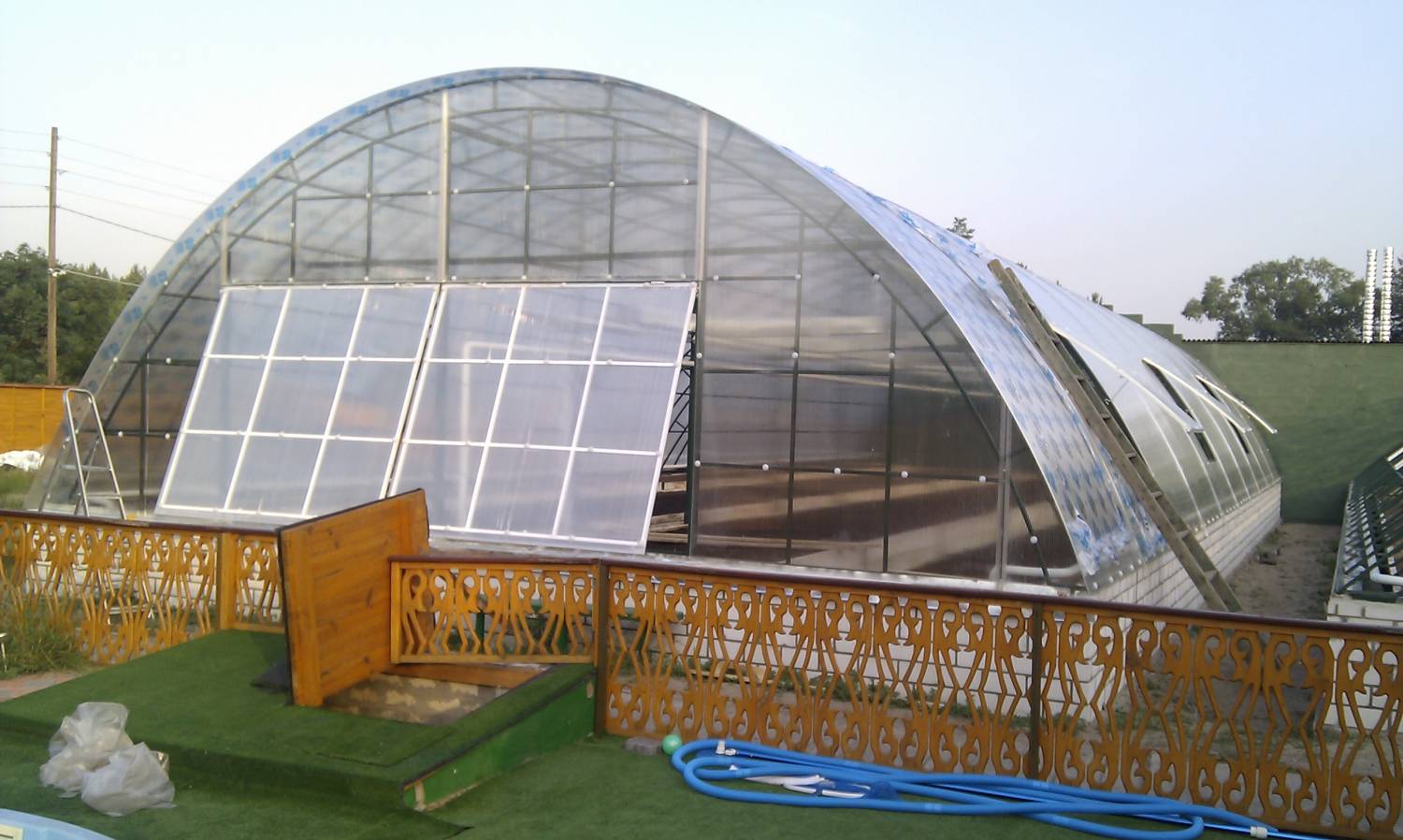 Теплицы под поликарбонат, теплицы под пленку