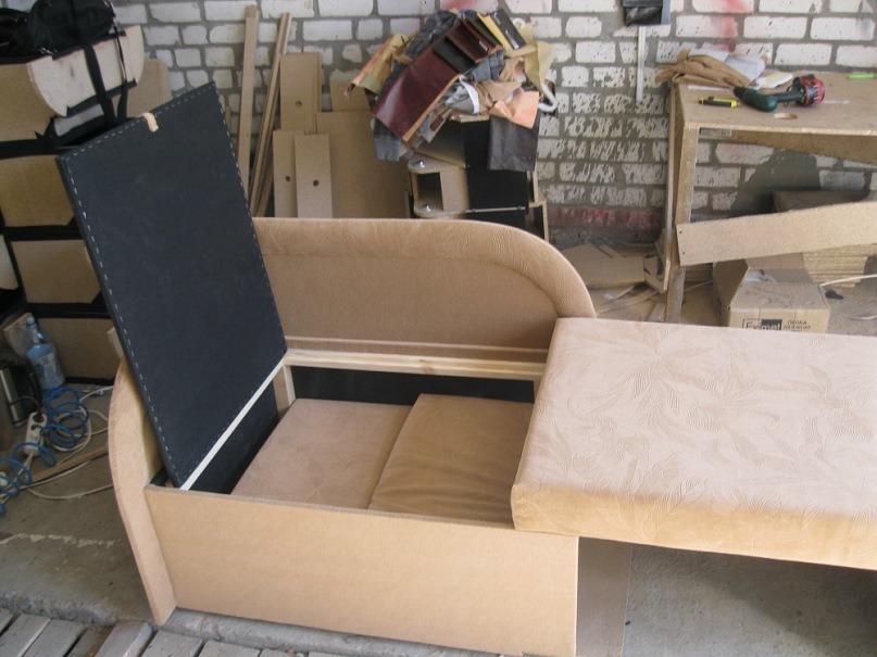 Детский раскладной диванчик "Петрусь"