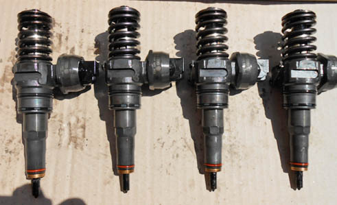 Форсунки BOSCH 038130073BN для VolksWagen Сaddy 1.9TDI