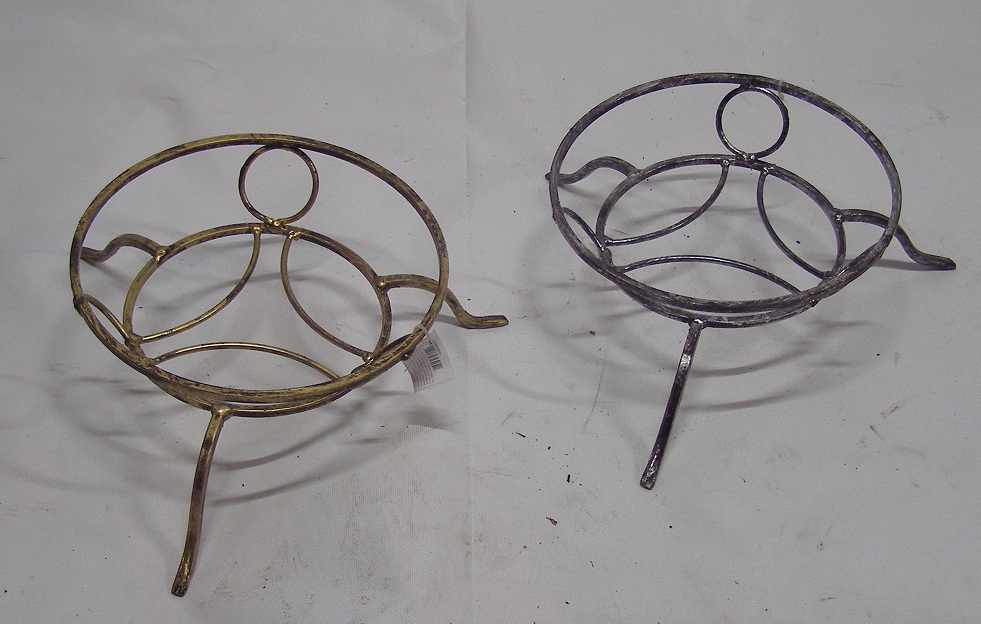 Кованая подставка для цветов «1» низкая