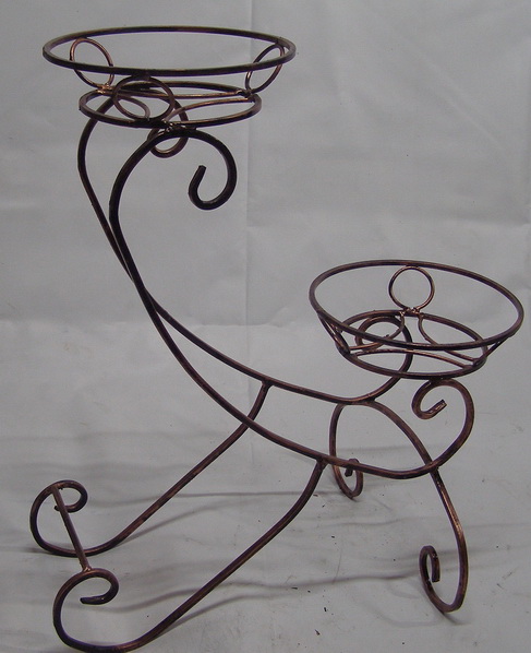 Кованая подставка для цветов «Сани»2»